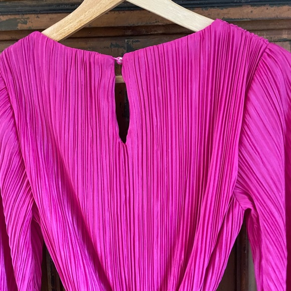 Lulu’s Plissed to Be Here Magenta Plisse Balloon Sleeve Romper - Picture 8 of 10